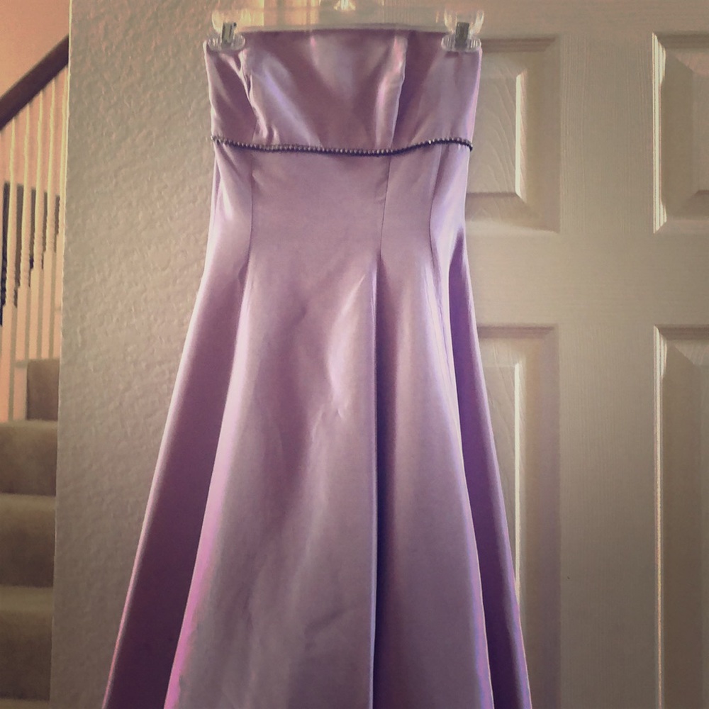 Lilac prom dress- size 0-4 (adjustable)